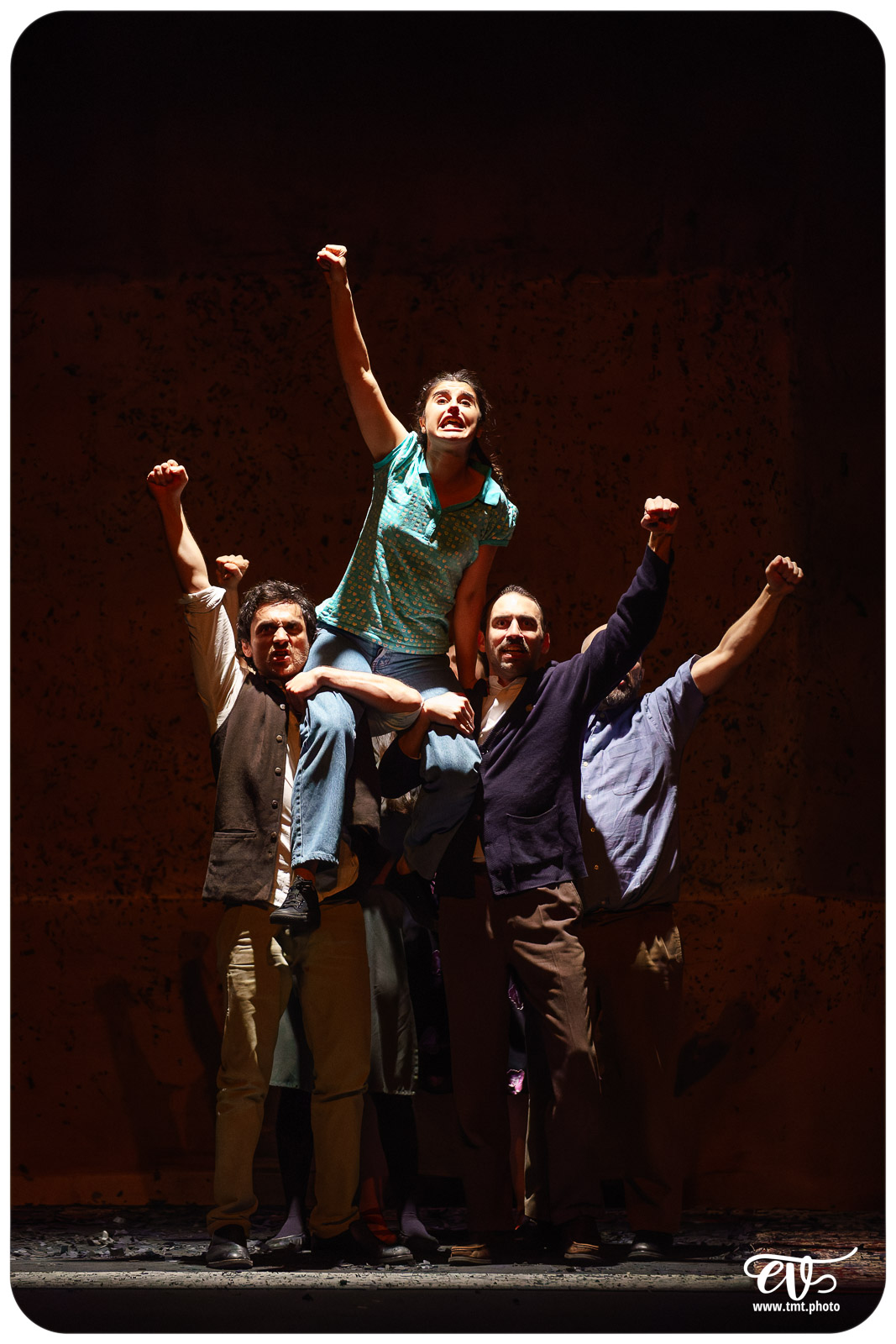 4211KM (CIE NOUVEAU JOUR)